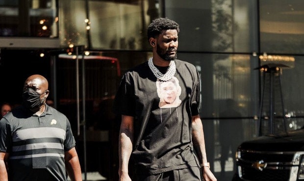 Deandre Ayton, Bloody Devin Booker Unisex T-Shirt Deandre Ayton, Bloody Devin Booker Unisex T-Shirt