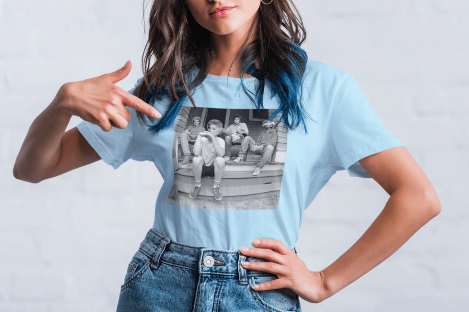 Golden Girls Funny Meme Unisex T-Shirt - Hanging Out Old School Black And White Squad Shirt Golden Girls Funny Meme Unisex T-Shirt - Hanging Out Old School Black And White Squad Shirt