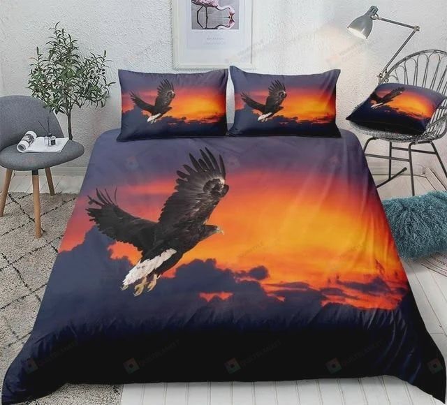 Flying Black Eagle Bedding Set Flying Black Eagle Bedding Set