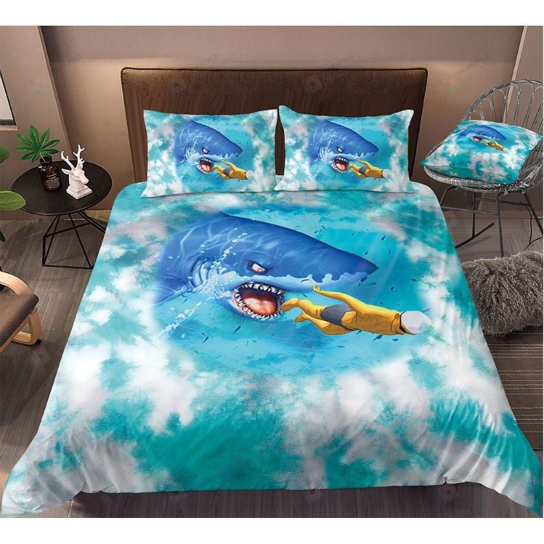 Shark Attacking People Bedding Set Shark Attacking People Bedding Set