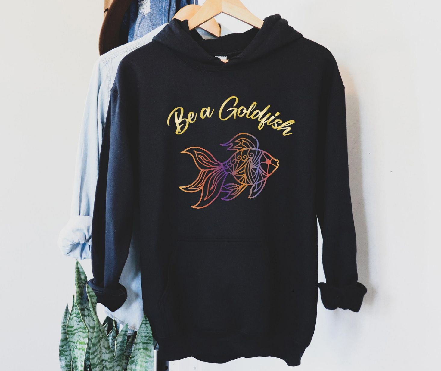 Ted Lasso Sweatshirt - Ted Lasso Be A Goldfish Ted Lasso Sweatshirt - Ted Lasso Be A Goldfish
