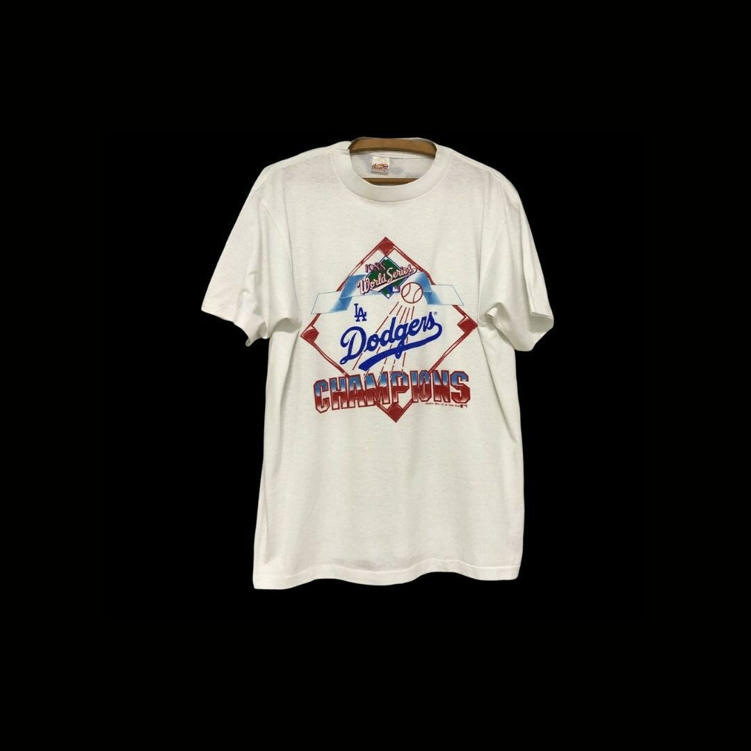 1988 Los Angeles Dodgers Vintage T-Shirt 1988 Los Angeles Dodgers Vintage T-Shirt