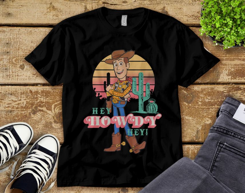 Disney Toy Story 4 Woody Hey Howdy Hey Retro Portrait Unisex Tee Adult T-Shirt Disney Toy Story 4 Woody Hey Howdy Hey Retro Portrait Unisex Tee Adult T-Shirt