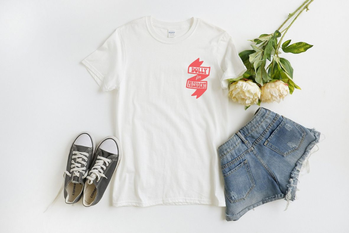 Dolly For President Graphic Tee Shirt Dolly For President Graphic Tee Shirt