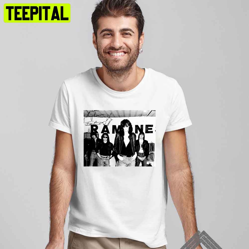 Black Style Menbers Signature Ramones Unisex T-Shirt Black Style Menbers Signature Ramones Unisex T-Shirt