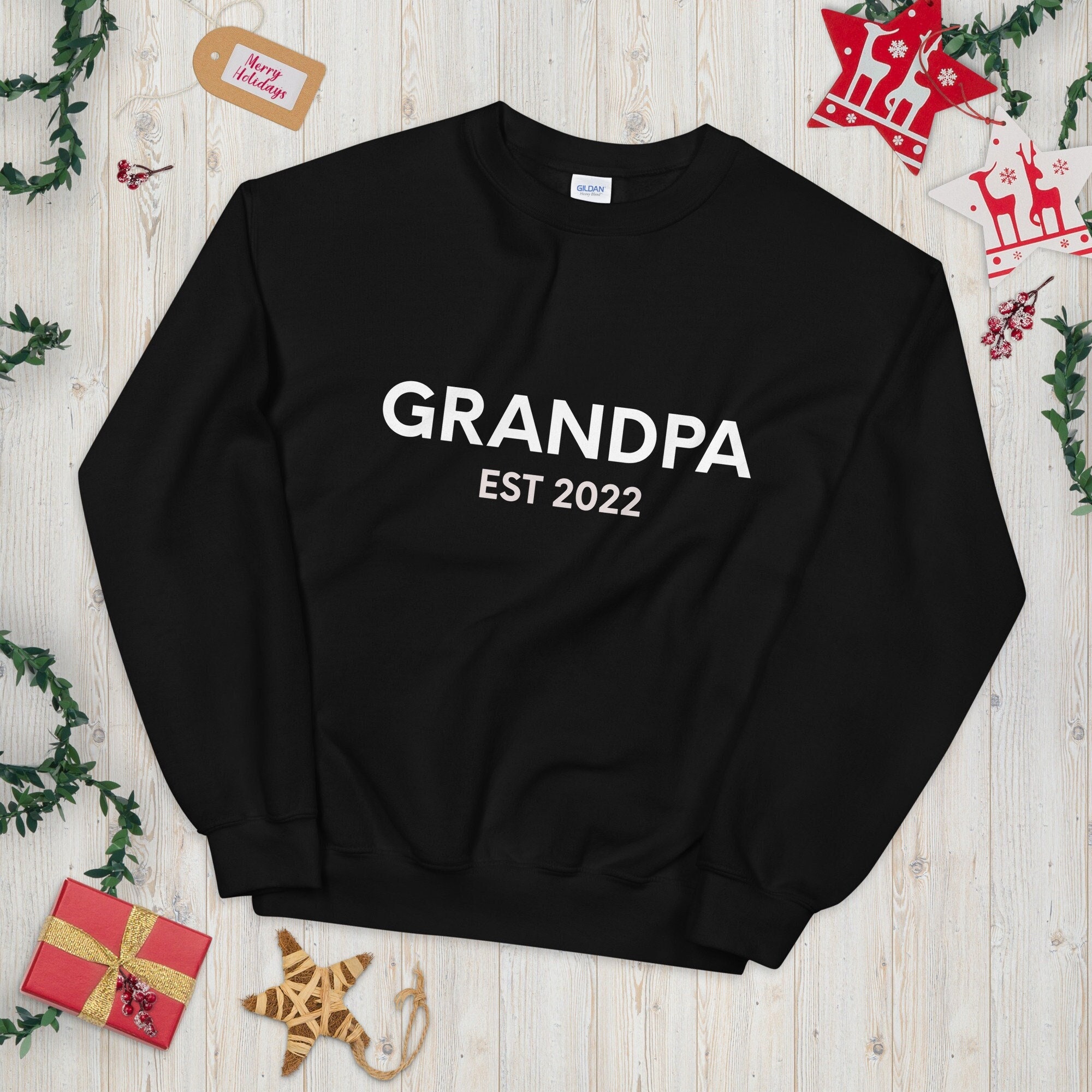 Classic Design Grandpa Est 2022 Happy Father's Day Unisex T-Shirt Classic Design Grandpa Est 2022 Happy Father's Day Unisex T-Shirt