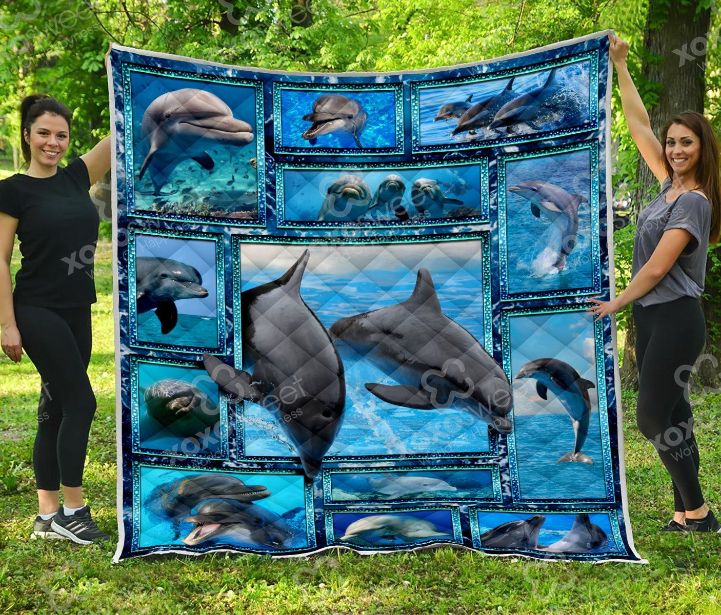 Dolphin Couple Quilt Blanket Dolphin Couple Quilt Blanket