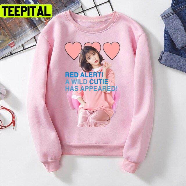 Iu Pastel Pink Korean Celeb Design Unisex T-Shirt Iu Pastel Pink Korean Celeb Design Unisex T-Shirt