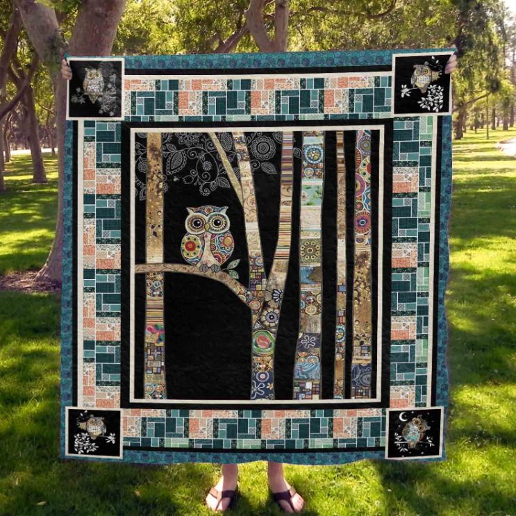 Owl On The Tree Quilt Blanket Owl On The Tree Quilt Blanket