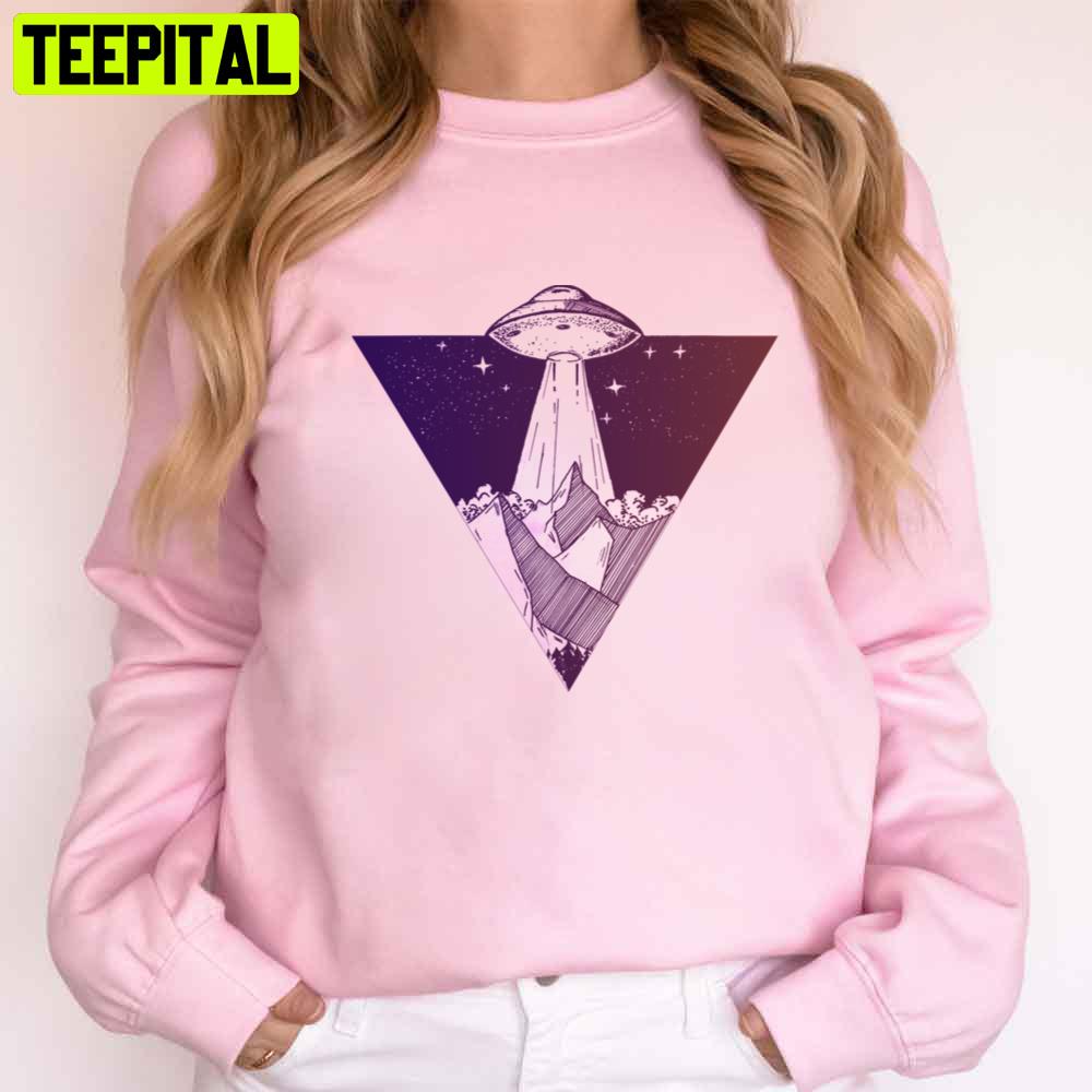 Space Flying Saucer Aliens Unisex T-Shirt Space Flying Saucer Aliens Unisex T-Shirt