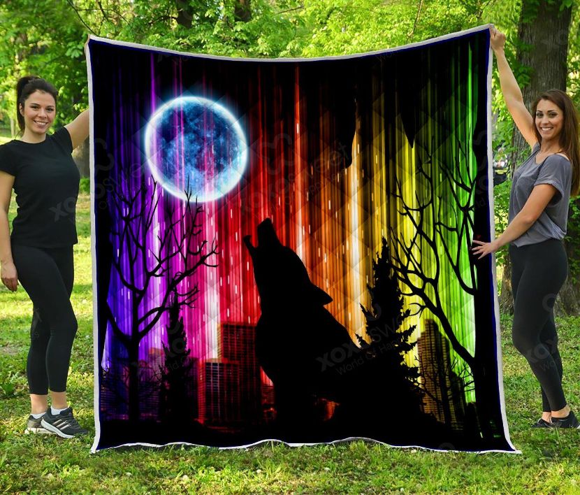 The Wolf Shadow Under The Moon Quilt Blanket The Wolf Shadow Under The Moon Quilt Blanket