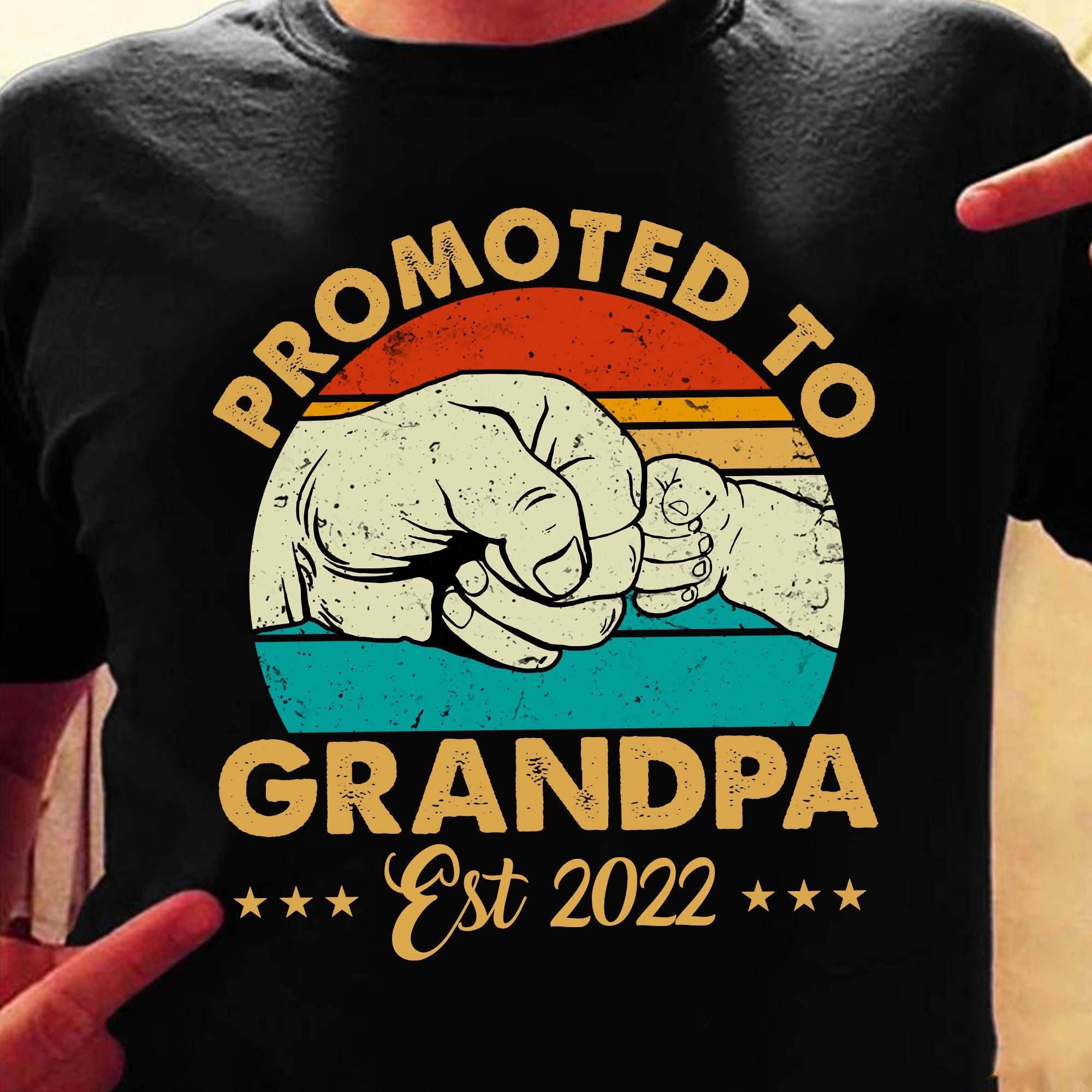 Vintage Son And Dad Promoted To Grandpa Est 2022 Happy Father's Day Unisex T-Shirt Vintage Son And Dad Promoted To Grandpa Est 2022 Happy Father's Day Unisex T-Shirt
