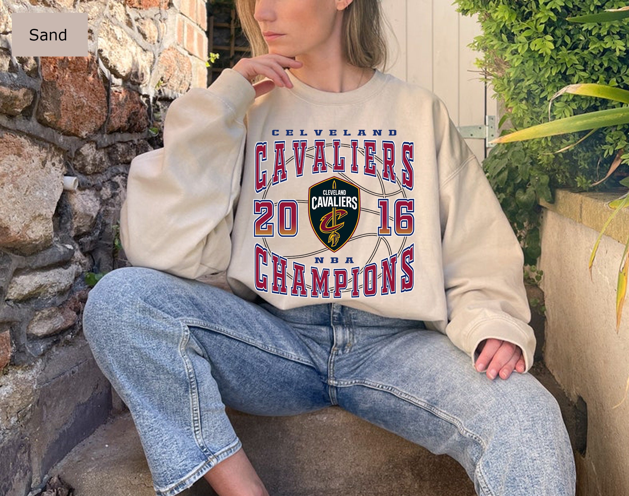 Vintage Style Cleveland Cavaliers 2016 Basketball Unisex Sweatshirt Vintage Style Cleveland Cavaliers 2016 Basketball Unisex Sweatshirt