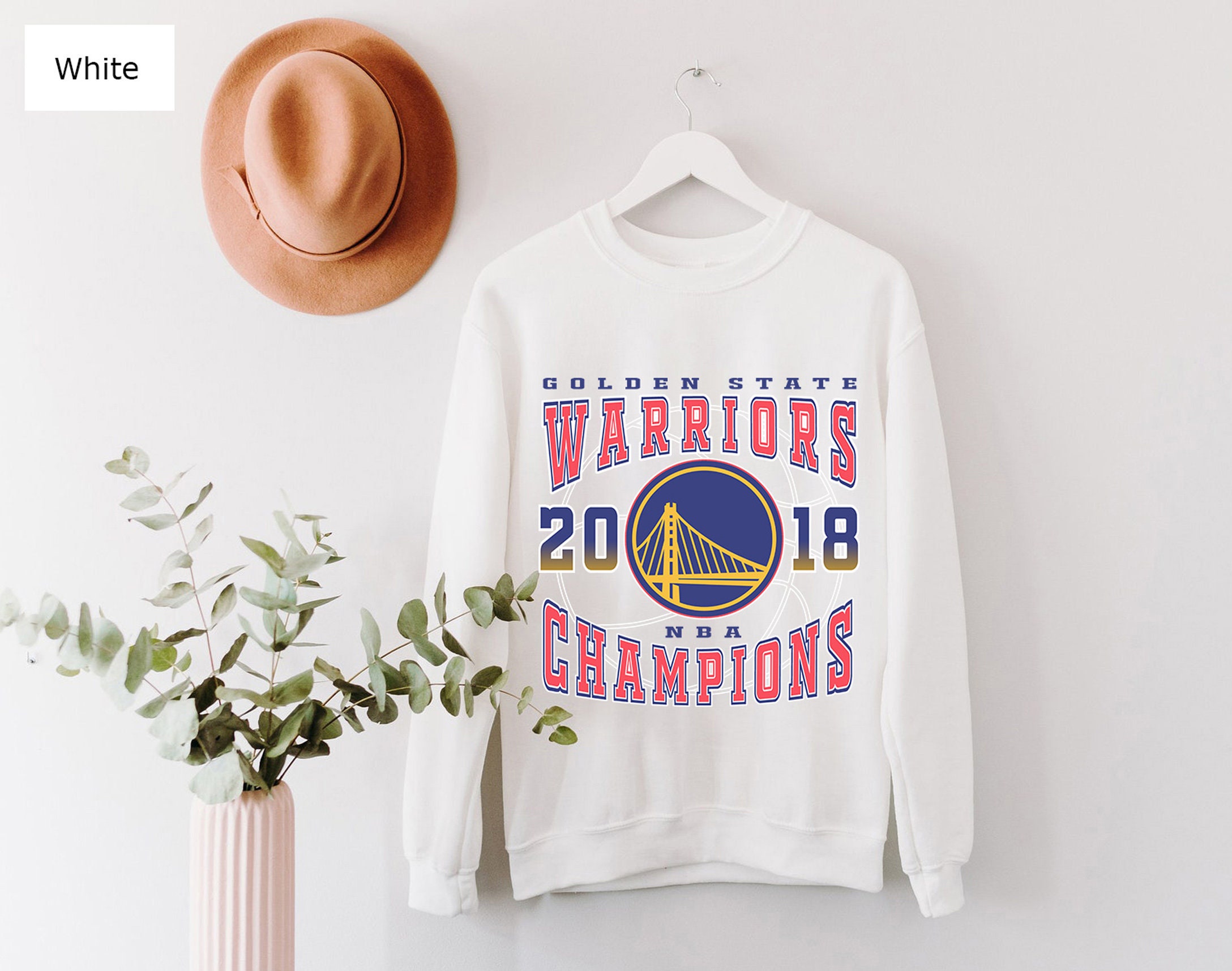 Vintage Style Golden State Warriors 2018 Basketball Unisex Sweatshirt Vintage Style Golden State Warriors 2018 Basketball Unisex Sweatshirt