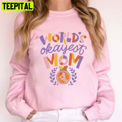 World’s Akayest Mom Mother’s Day Unisex T-Shirt