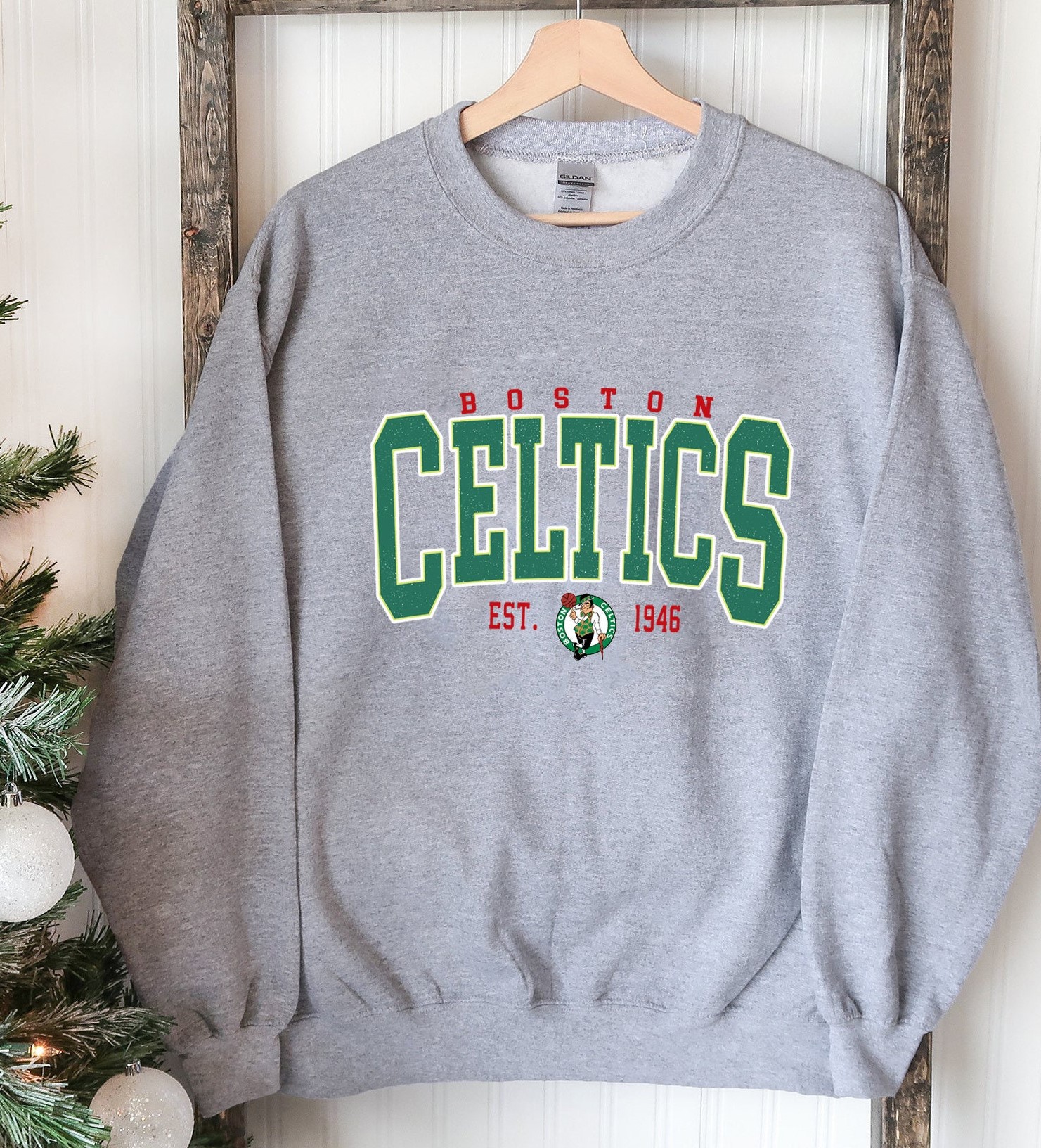 80s Vintage Design Boston Celtics Est 1946 Basketball Unisex Sweatshirt 80s Vintage Design Boston Celtics Est 1946 Basketball Unisex Sweatshirt
