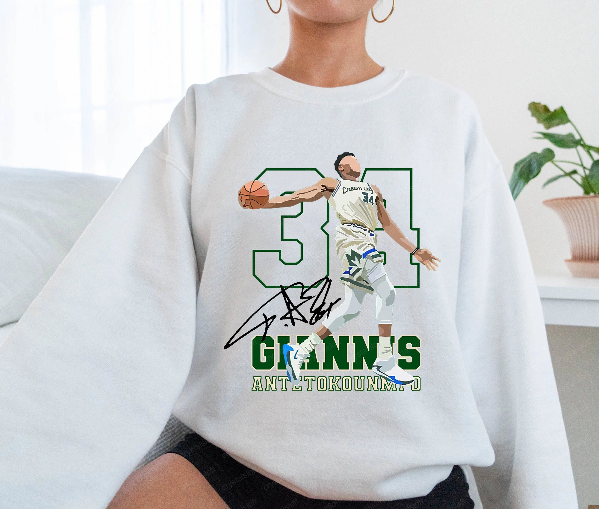 Graphic Design Giannis Antetokounmpo Dunk Milwaukee Bucks Basketball Unisex T-Shirt Graphic Design Giannis Antetokounmpo Dunk Milwaukee Bucks Basketball Unisex T-Shirt