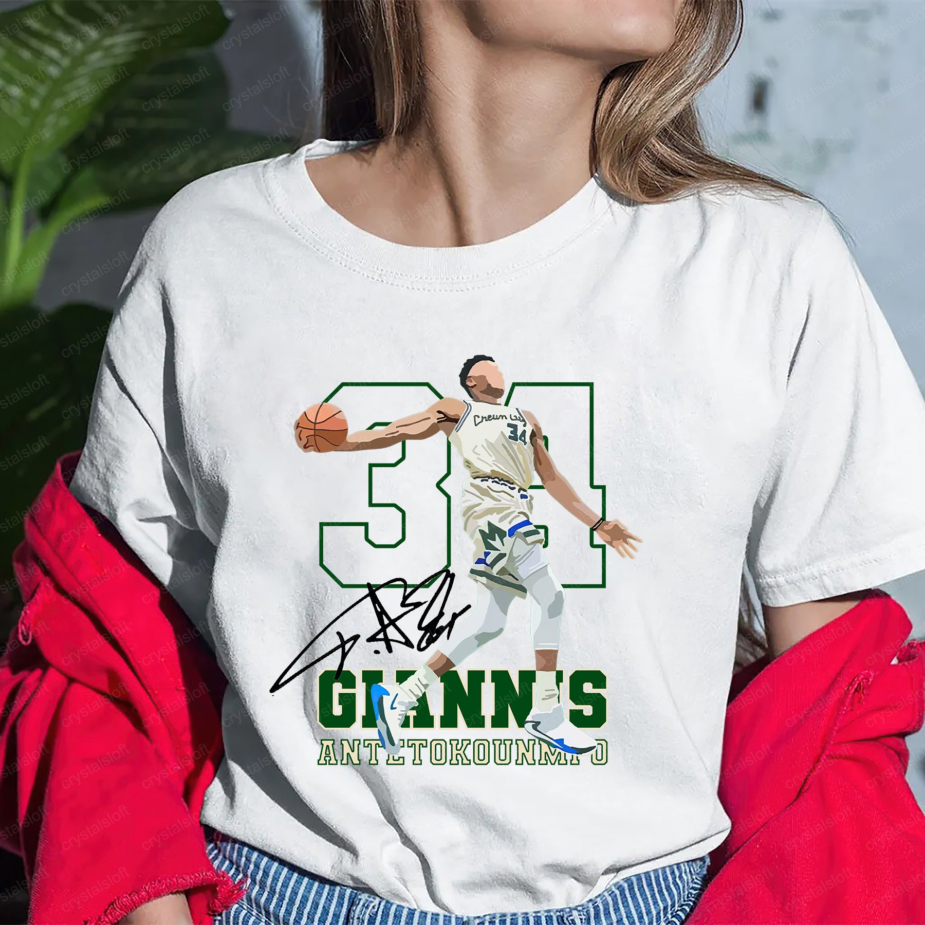 Graphic Design Giannis Antetokounmpo Dunk Milwaukee Bucks Basketball Unisex T-Shirt Graphic Design Giannis Antetokounmpo Dunk Milwaukee Bucks Basketball Unisex T-Shirt