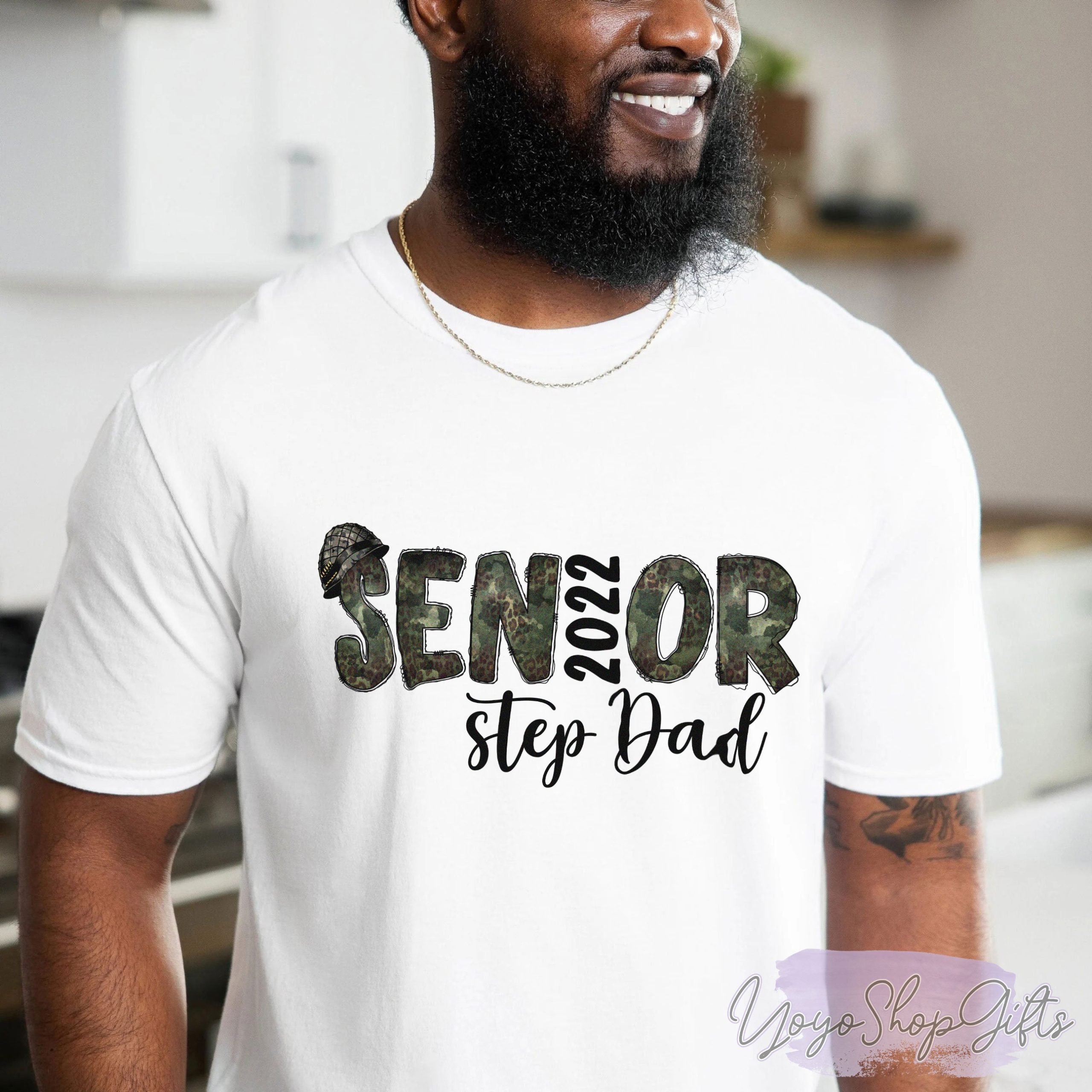 Senior 2022 Dad Father's Day Gift Veteran Camouflage Pattern Military Dad Unisex T-Shirt Senior 2022 Dad Father's Day Gift Veteran Camouflage Pattern Military Dad Unisex T-Shirt