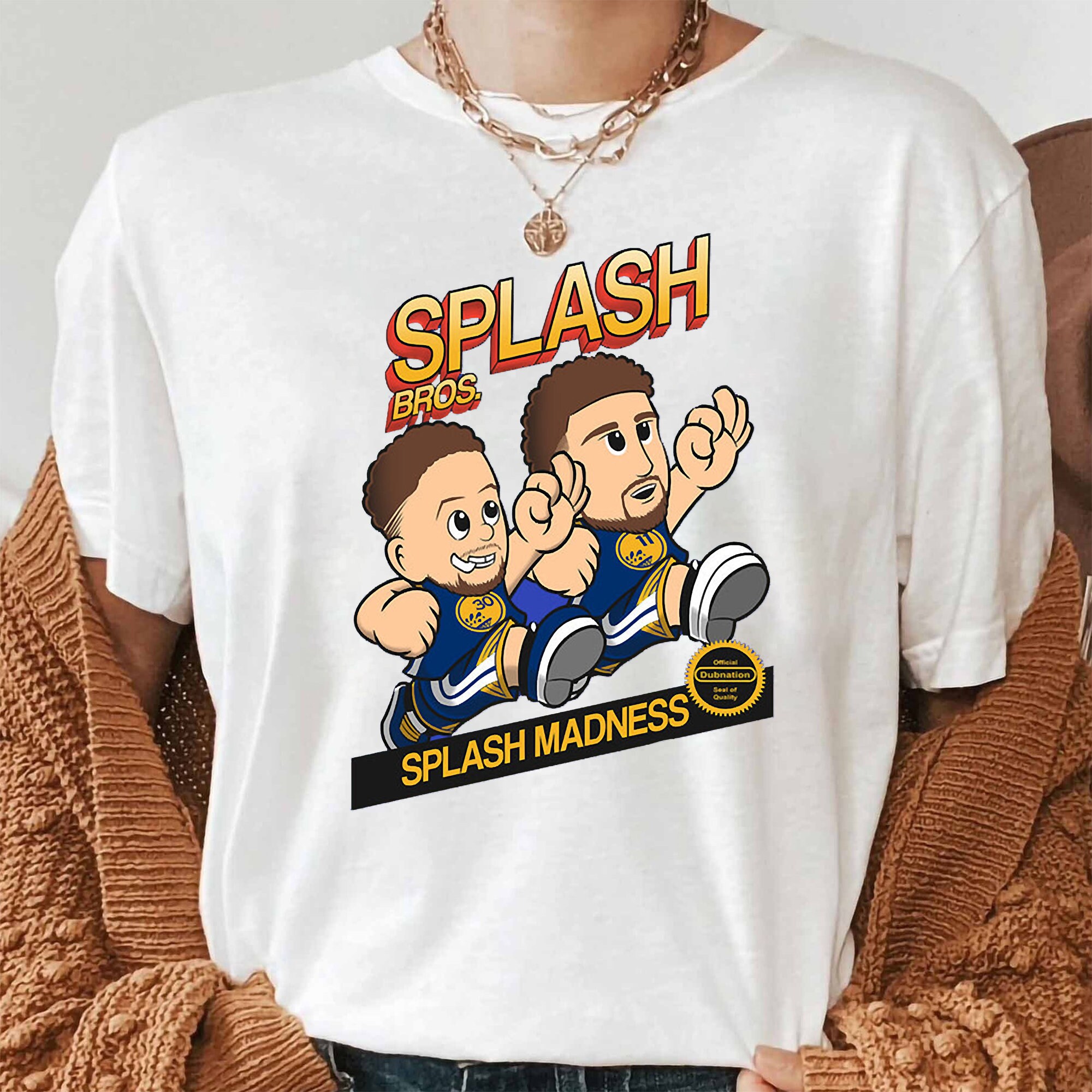 Splash Bros Klay Thompson vs Stephen Curry Golden State Warriors Basketball Unisex T-Shirt Splash Bros Klay Thompson vs Stephen Curry Golden State Warriors Basketball Unisex T-Shirt