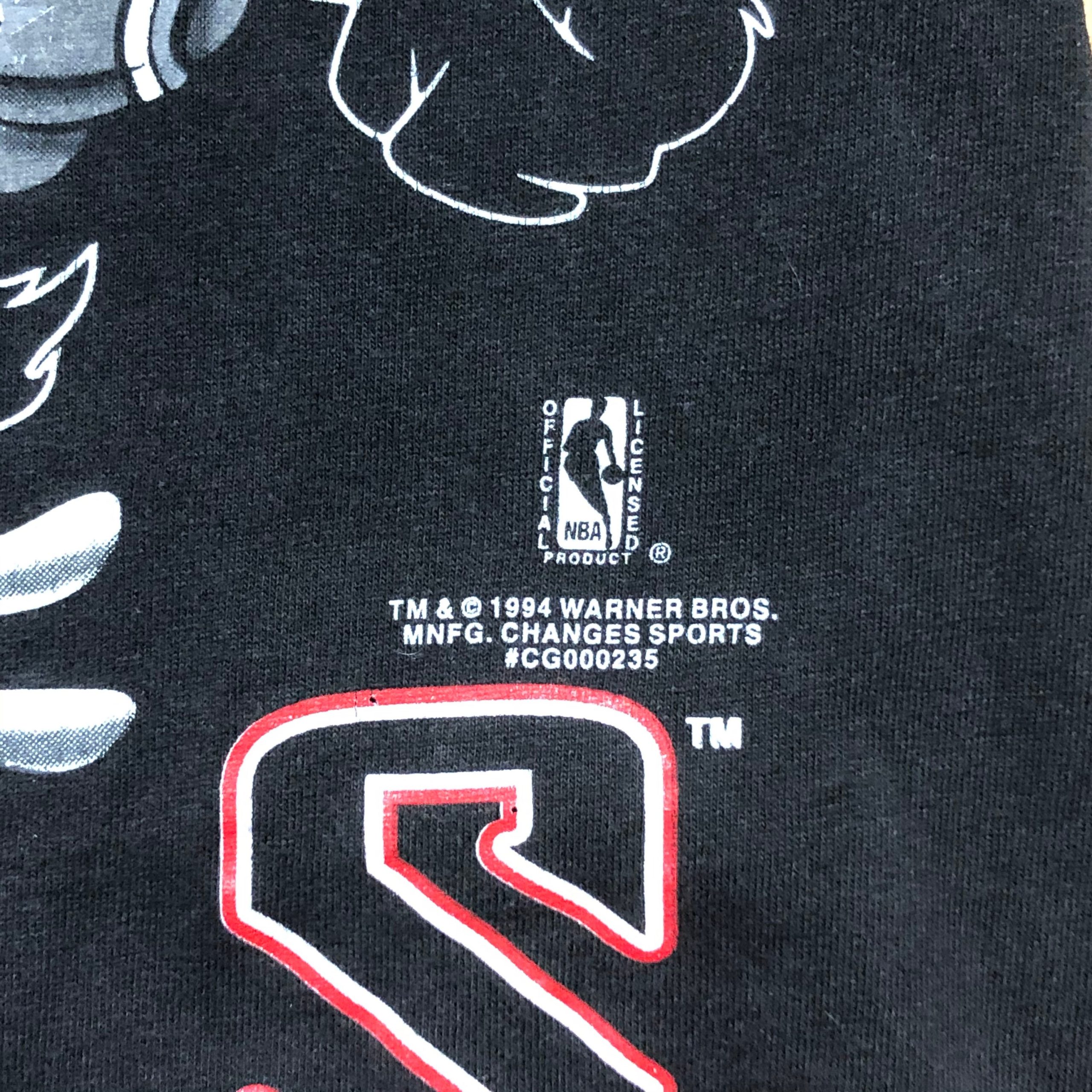 Vintage 1994 Warner Bros Looney Tunes Phoenix Suns Unisex T-Shirt Vintage 1994 Warner Bros Looney Tunes Phoenix Suns Unisex T-Shirt