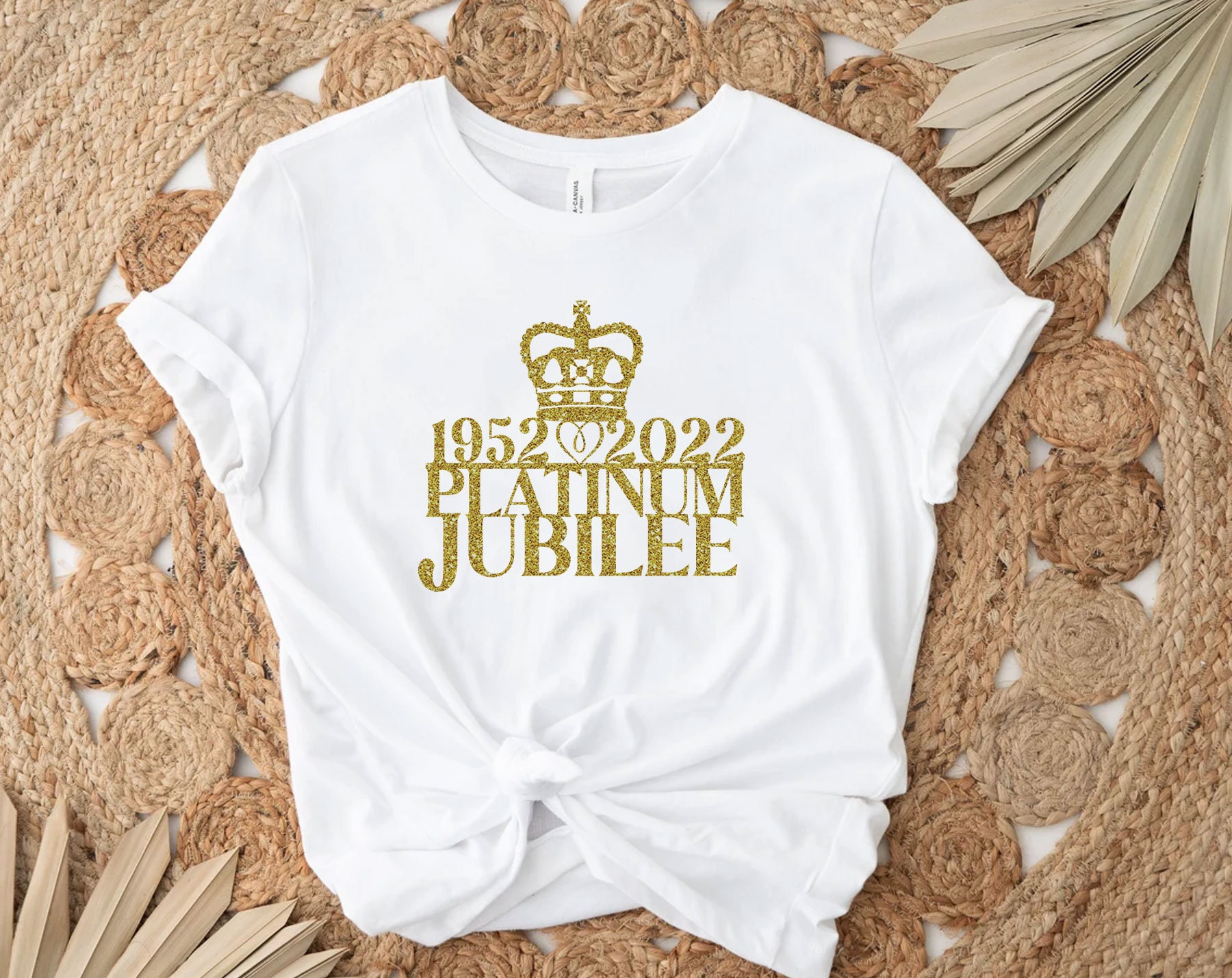 Yellow Style 1952 2022 Platinum Junilee Unisex T-Shirt Yellow Style 1952 2022 Platinum Junilee Unisex T-Shirt