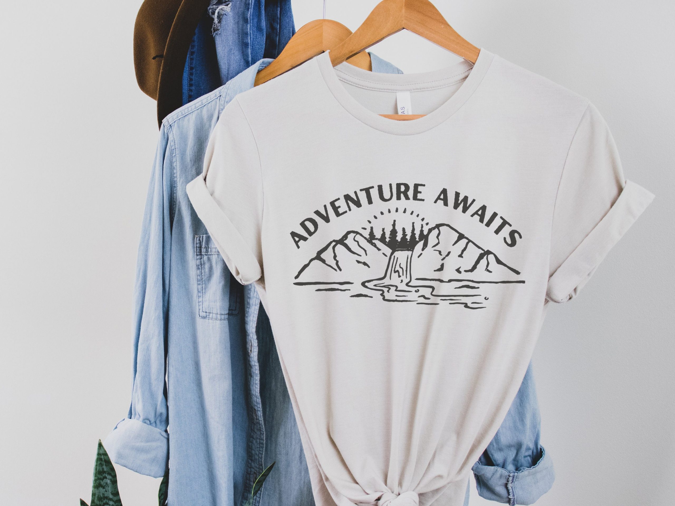 Adventure Awaits Mountan Unisex T-Shirt Adventure Awaits Mountan Unisex T-Shirt