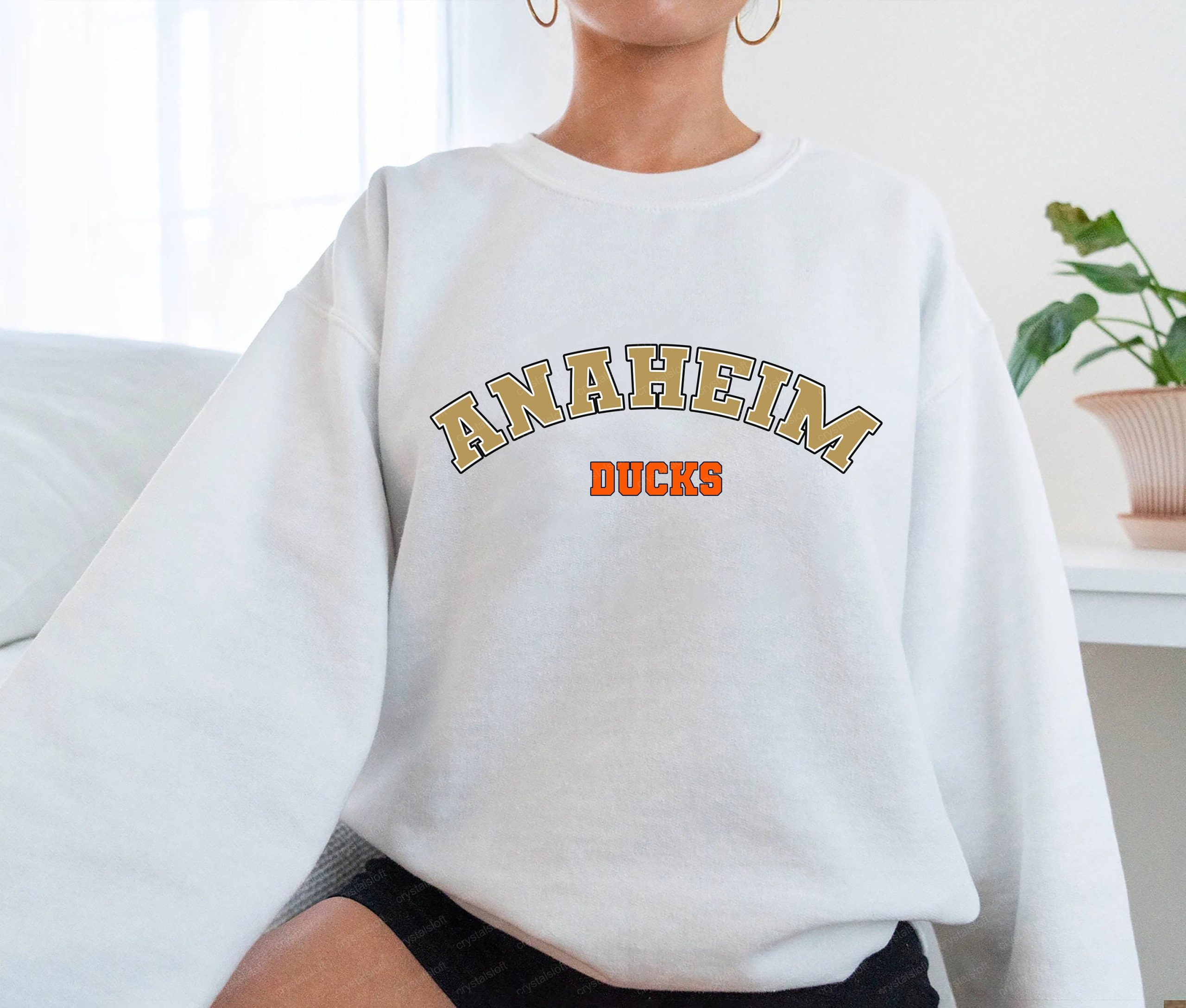 Anaheim Ducks Vintage Art Unisex Sweatshirt Anaheim Ducks Vintage Art Unisex Sweatshirt