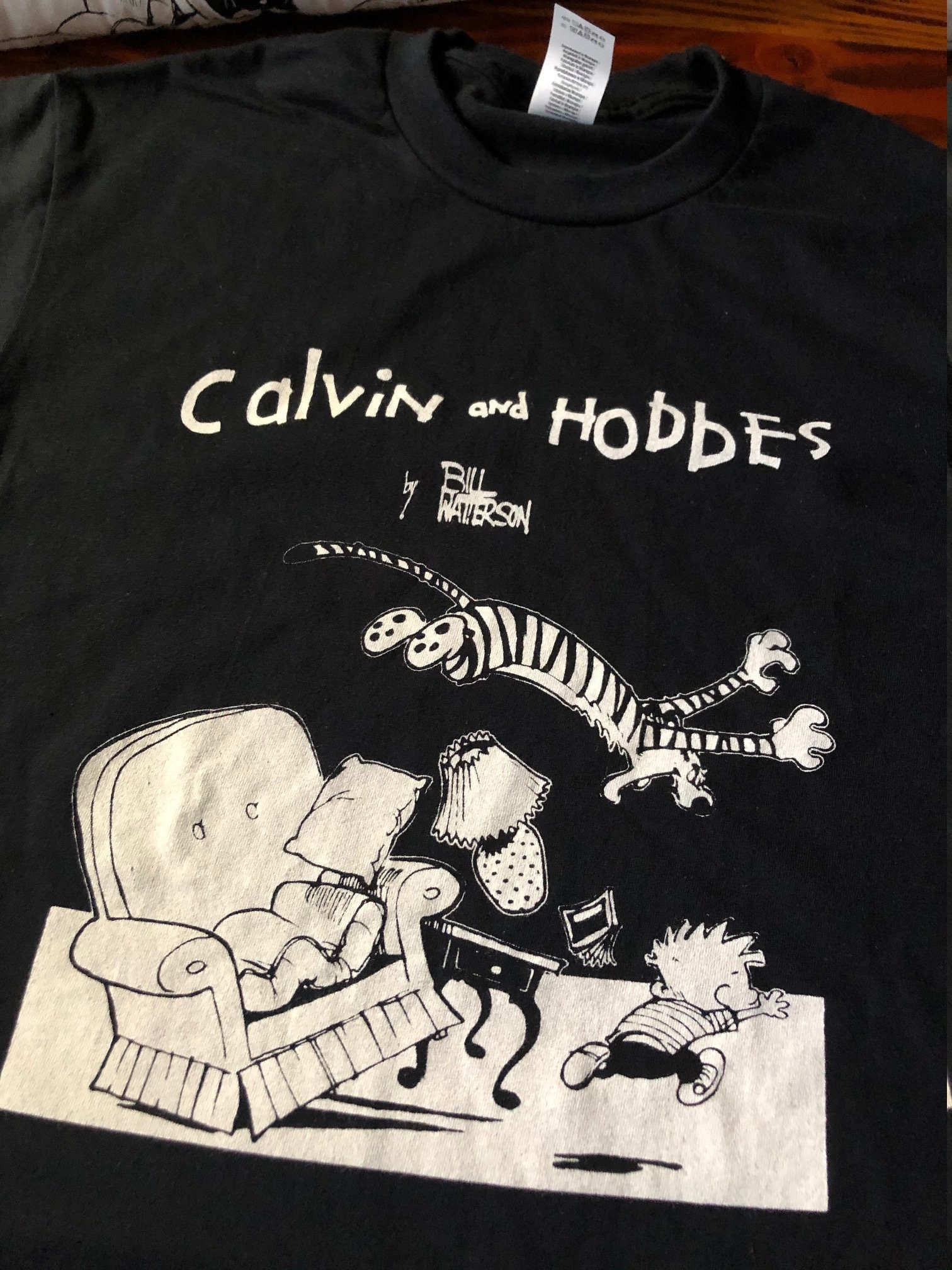 Calvin And Hobbes Retro Design Unisex T-Shirt Calvin And Hobbes Retro Design Unisex T-Shirt