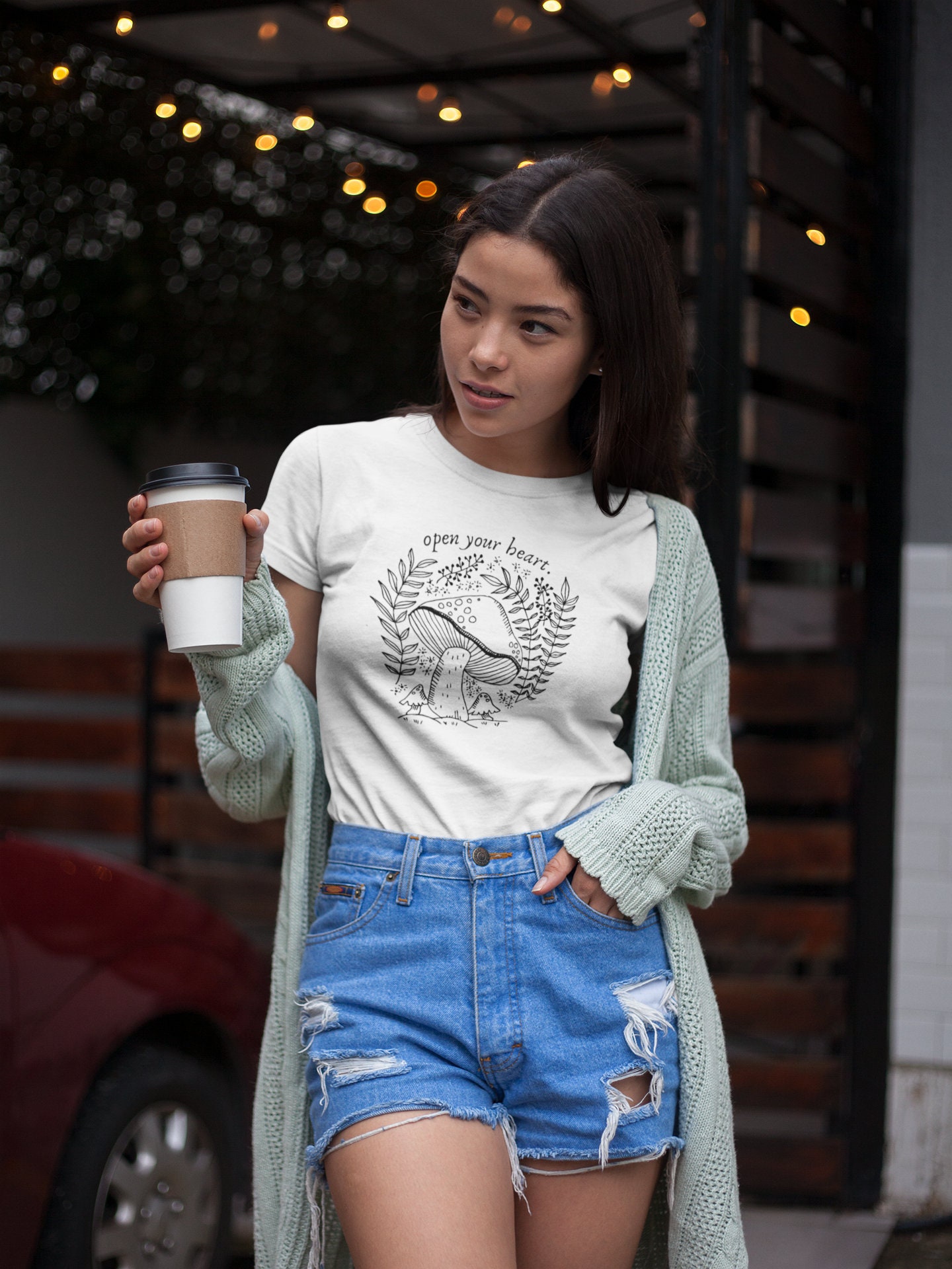 Hippie Graphic Unisex T-Shirt Hippie Graphic Unisex T-Shirt