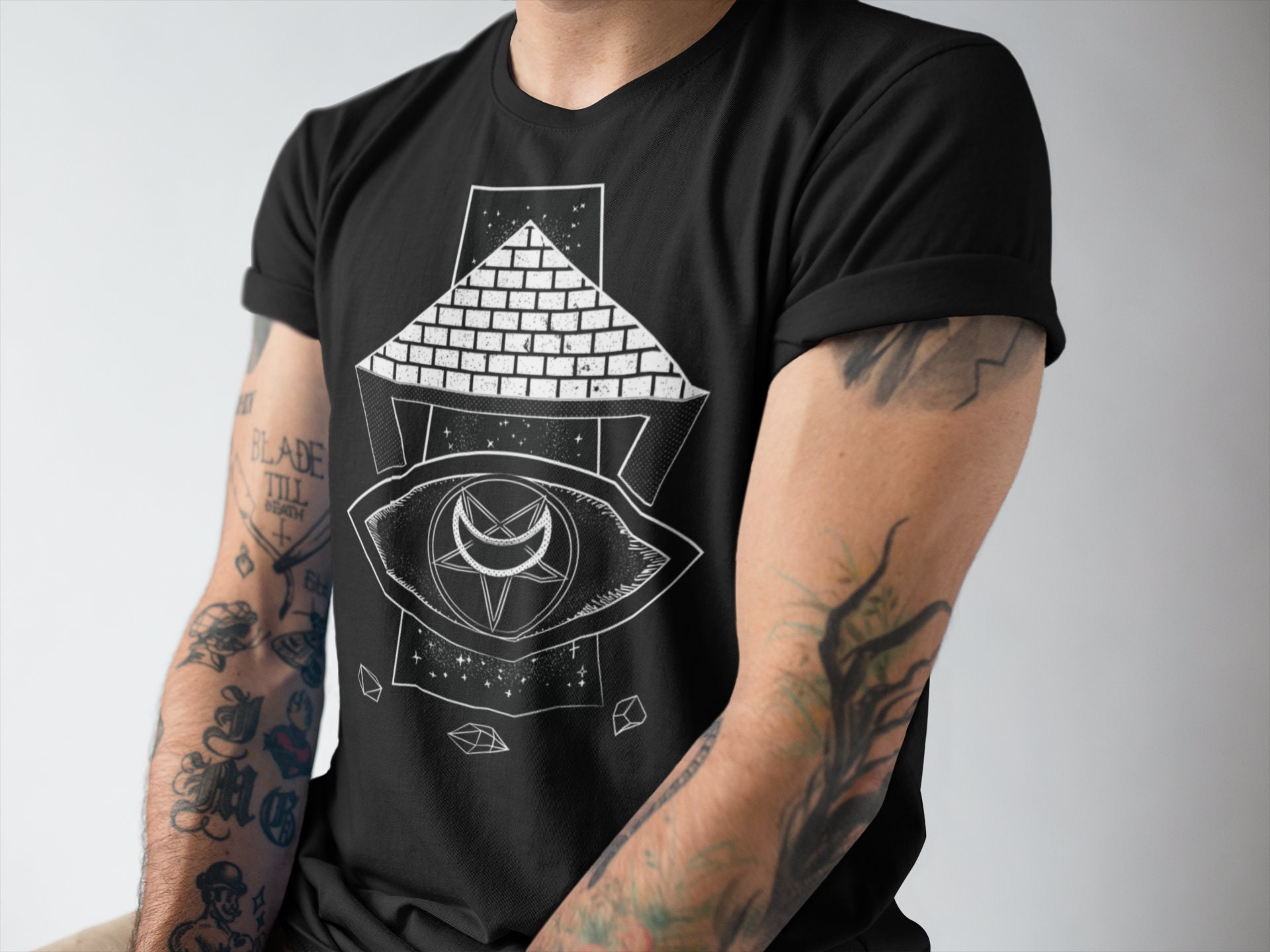 Illuminati Evil Eye Unisex T-Shirt Illuminati Evil Eye Unisex T-Shirt