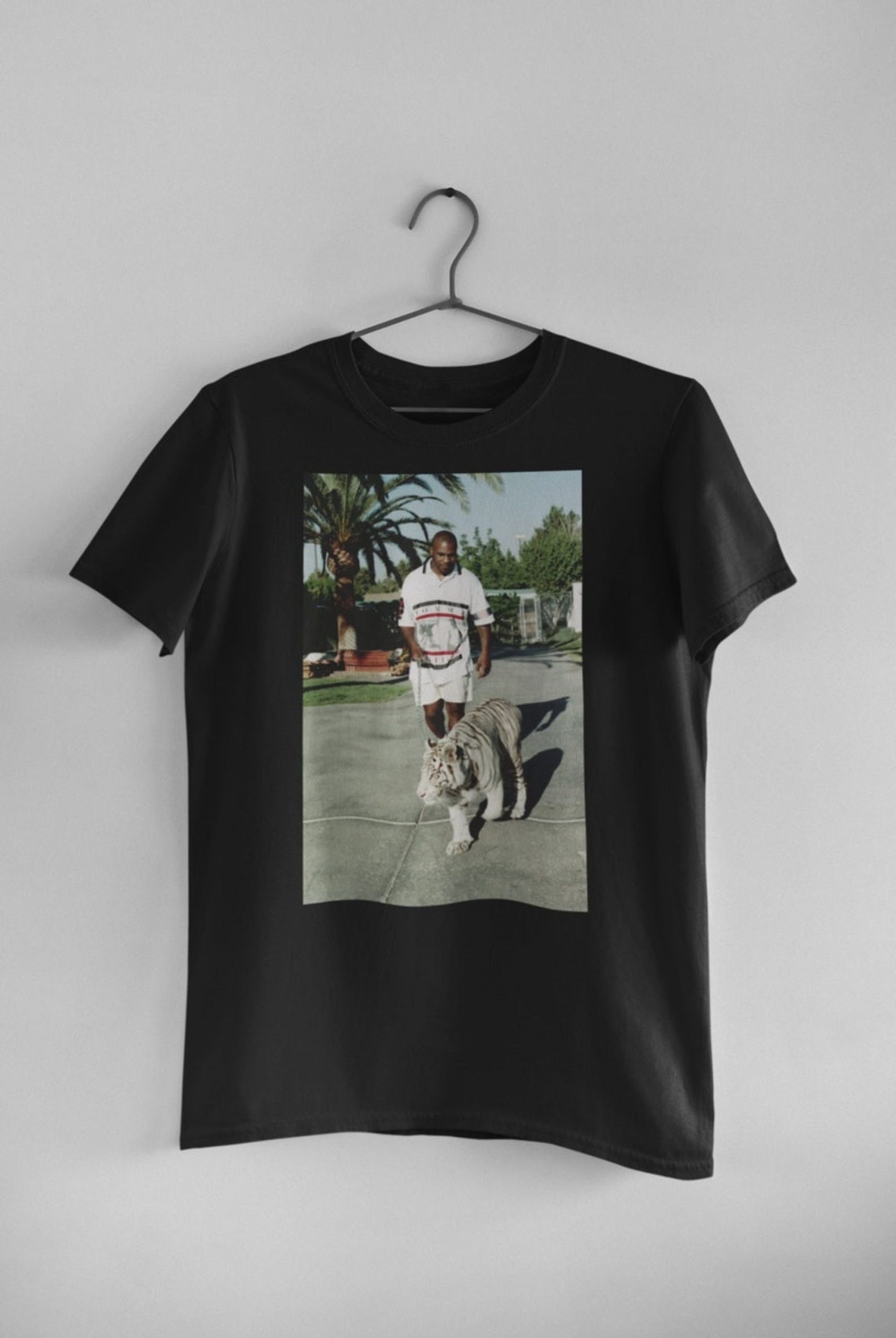 Mike Tyson Walking Tiger Vintage Unisex T-Shirt Mike Tyson Walking Tiger Vintage Unisex T-Shirt
