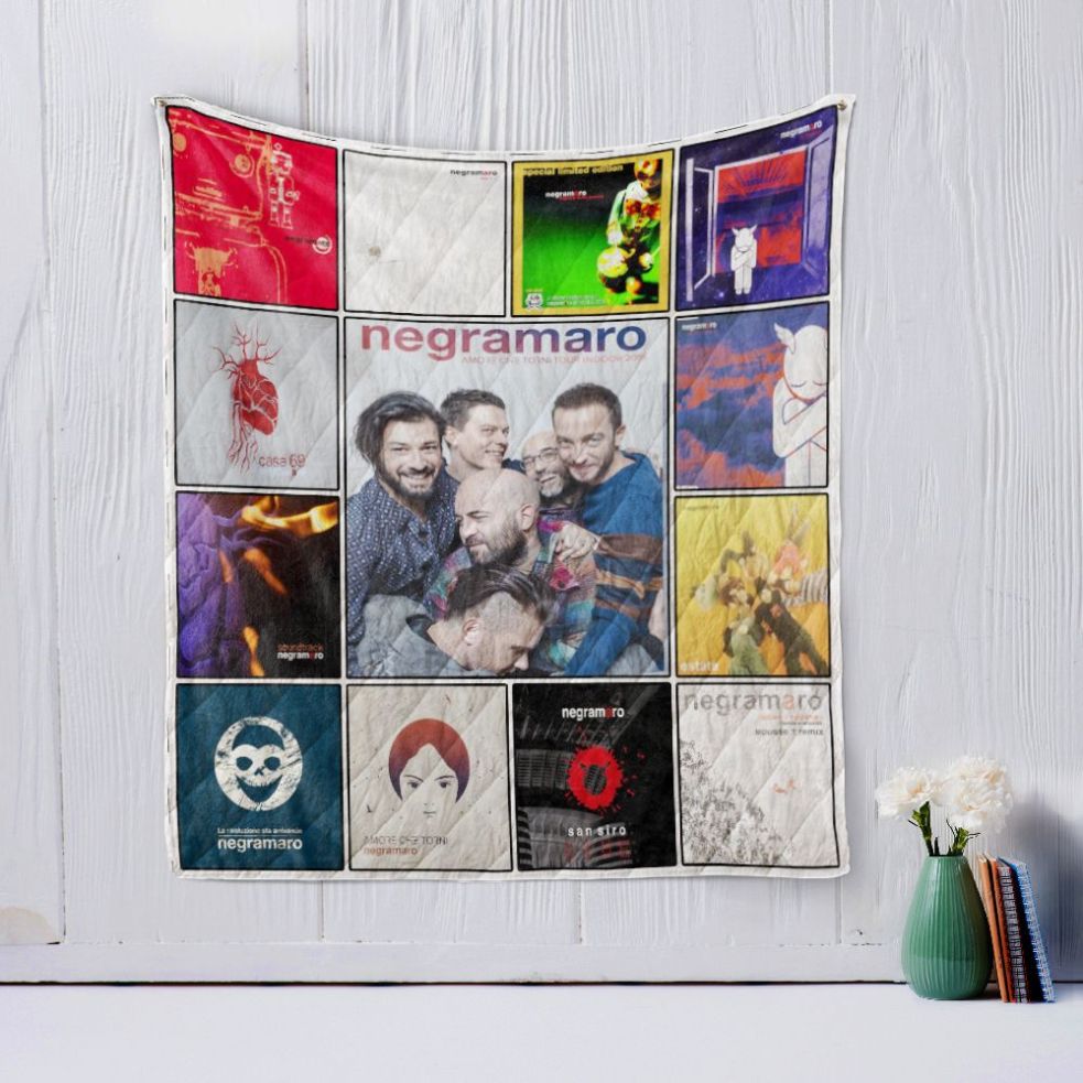 Negramaro Quilt Blanket Negramaro Quilt Blanket