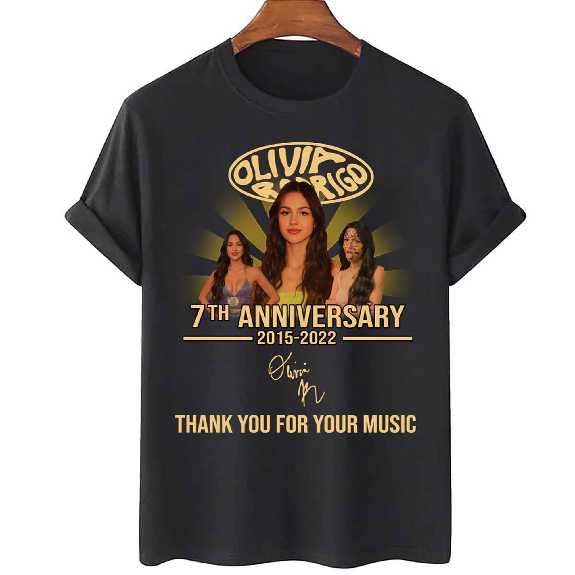 Olivia Rodrigo 7th Anniversary 2015 2022 Thank You For Memories Signature Unisex Sweatshirt Olivia Rodrigo 7th Anniversary 2015 2022 Thank You For Memories Signature Unisex Sweatshirt
