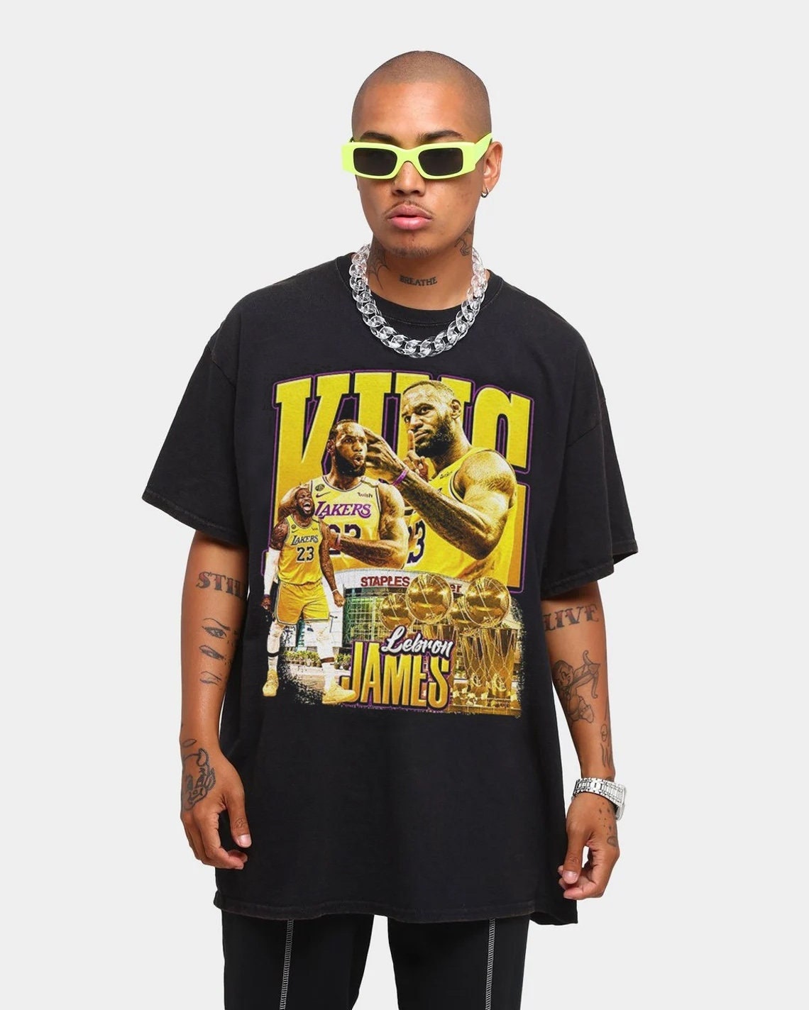 Retro Art Los Angeles Lakers Lebron James Basketball Unisex T-Shirt Retro Art Los Angeles Lakers Lebron James Basketball Unisex T-Shirt