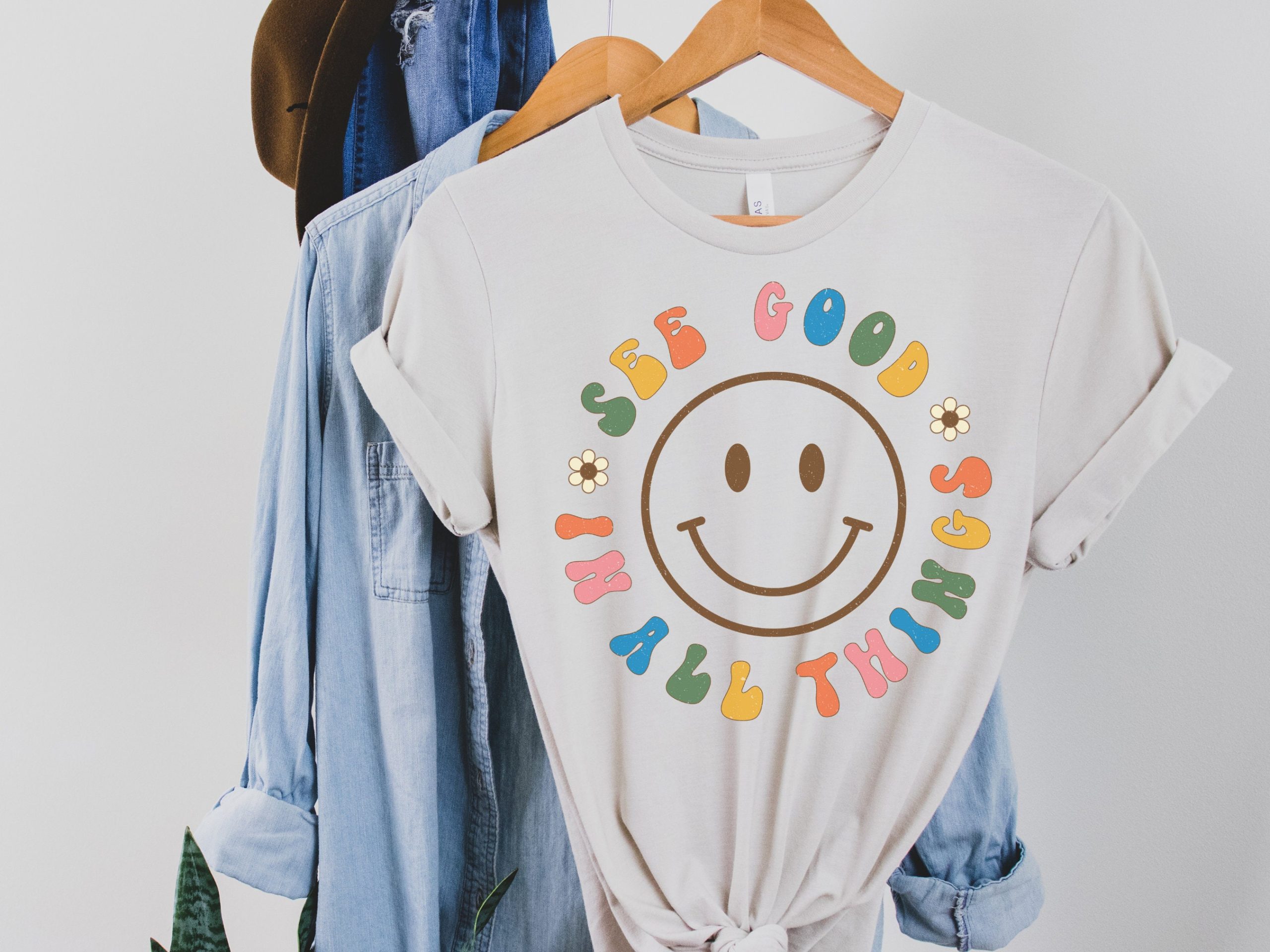 Smiley Face Happy Face Unisex T-Shirt Smiley Face Happy Face Unisex T-Shirt