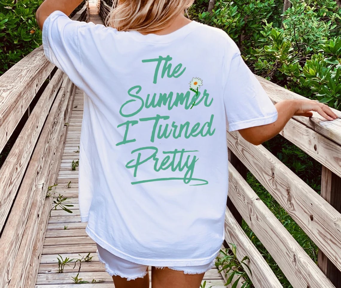 The Summer I Turned Pretty Vintage Cousins Beach Unisex T-Shirt The Summer I Turned Pretty Vintage Cousins Beach Unisex T-Shirt