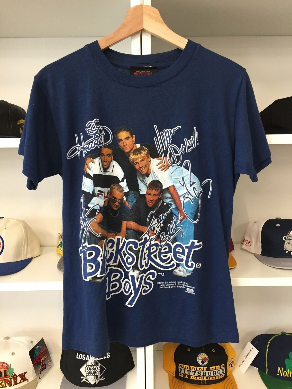 Vintage Backstreet Boys Signature 90s Music Unisex T-Shirt Vintage Backstreet Boys Signature 90s Music Unisex T-Shirt