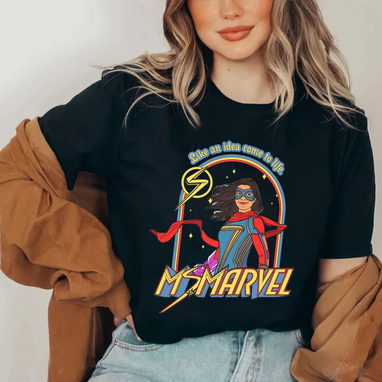 Vintage Ms Marvel Comic Pop 2022 Unisex T-Shirt Vintage Ms Marvel Comic Pop 2022 Unisex T-Shirt