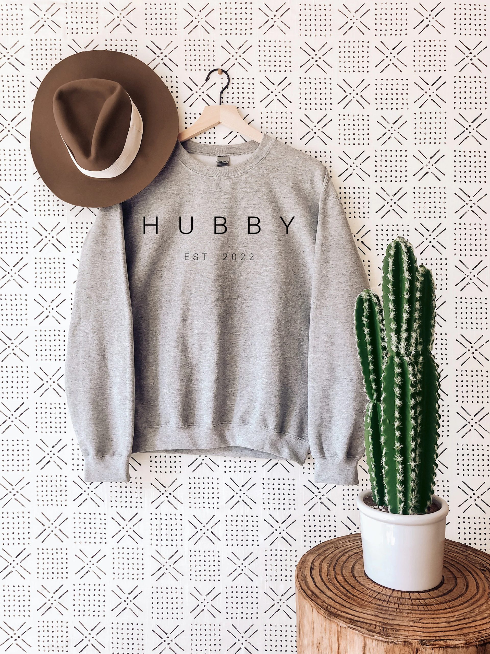 Wifey Est 2022 Classic Art Unisex Sweatshirt Wifey Est 2022 Classic Art Unisex Sweatshirt