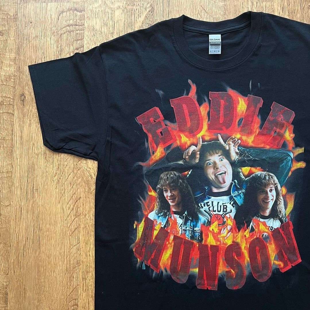 Bootleg 90s Inspired Vintage St4 Or Tank Top Eddie Munson Stranger Things Unisex T-Shirt Bootleg 90s Inspired Vintage St4 Or Tank Top Eddie Munson Stranger Things Unisex T-Shirt