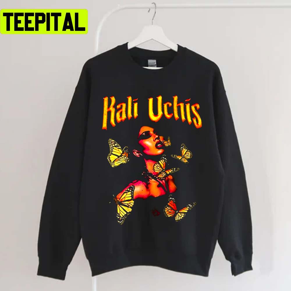 Butterflies Dark Design Retro Kali Uchis Unsex T-Shirt Butterflies Dark Design Retro Kali Uchis Unsex T-Shirt