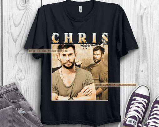 Chris Hemsworth Portrait Poster Marvel Thor Love And Thunder Graphic Unisex T-Shirt