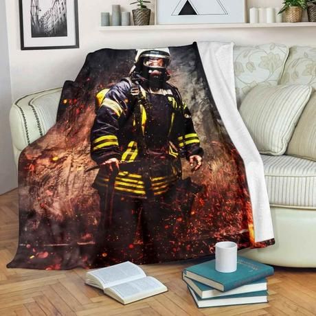Fireman Axe Fleece Blanket Throw Blanket Gift Fireman Axe Fleece Blanket Throw Blanket Gift