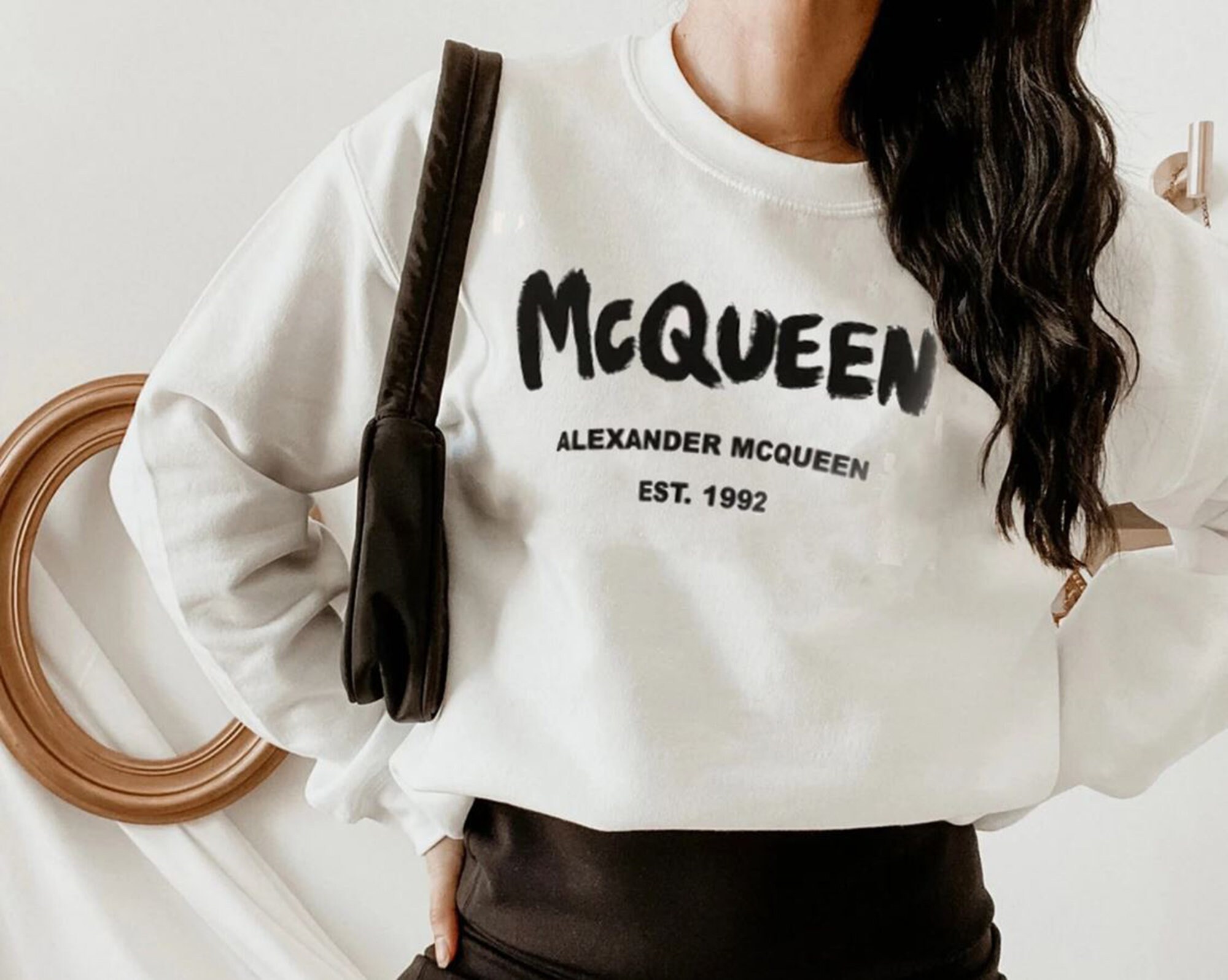 Mcqueen Fashion Alexander Mcqueen 1992 Unisex T-Shirt Mcqueen Fashion Alexander Mcqueen 1992 Unisex T-Shirt