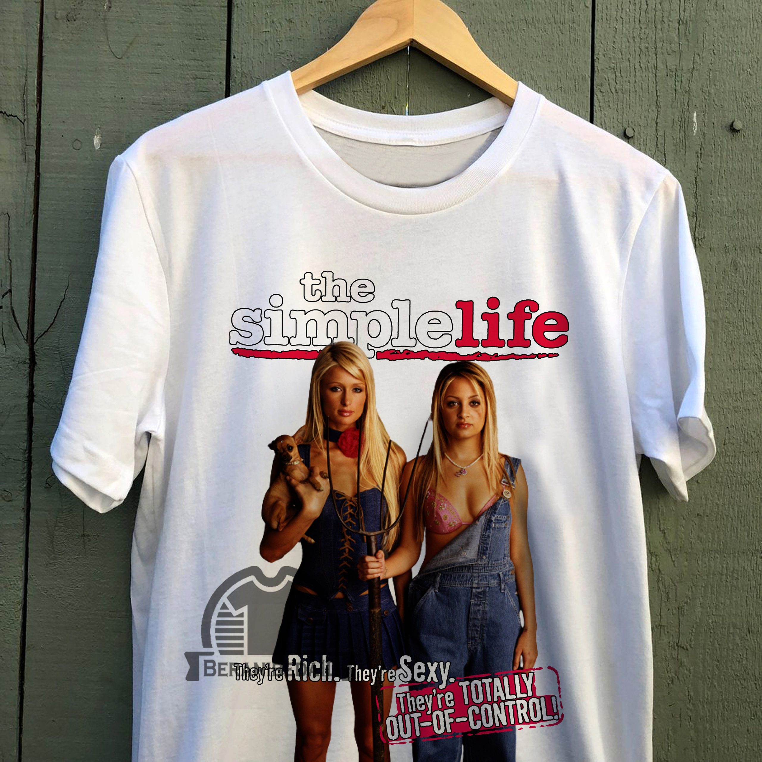 Paris Hilton Retro Portrait Design Unisex T-Shirt Paris Hilton Retro Portrait Design Unisex T-Shirt