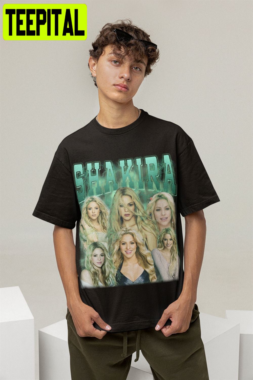 Shakira Retro Vintage Unisex T-Shirt Shakira Retro Vintage Unisex T-Shirt