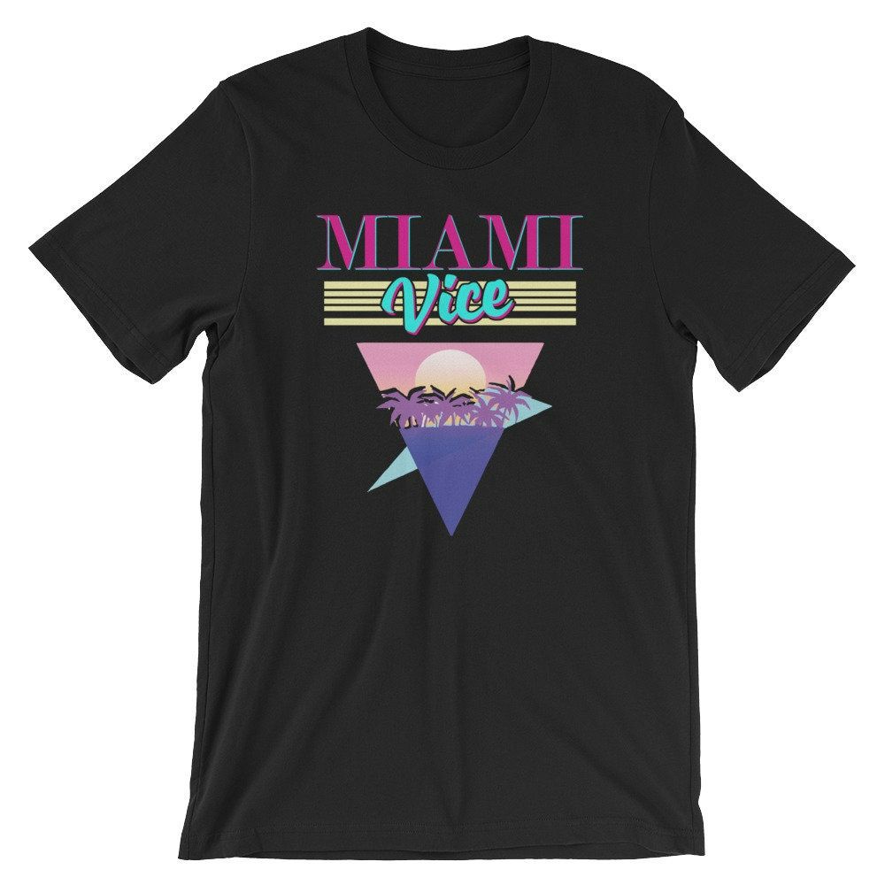 Vintage Miami Florida Cityscape Retro Graphic Cool T-Shirt Vintage Miami Florida Cityscape Retro Graphic Cool T-Shirt