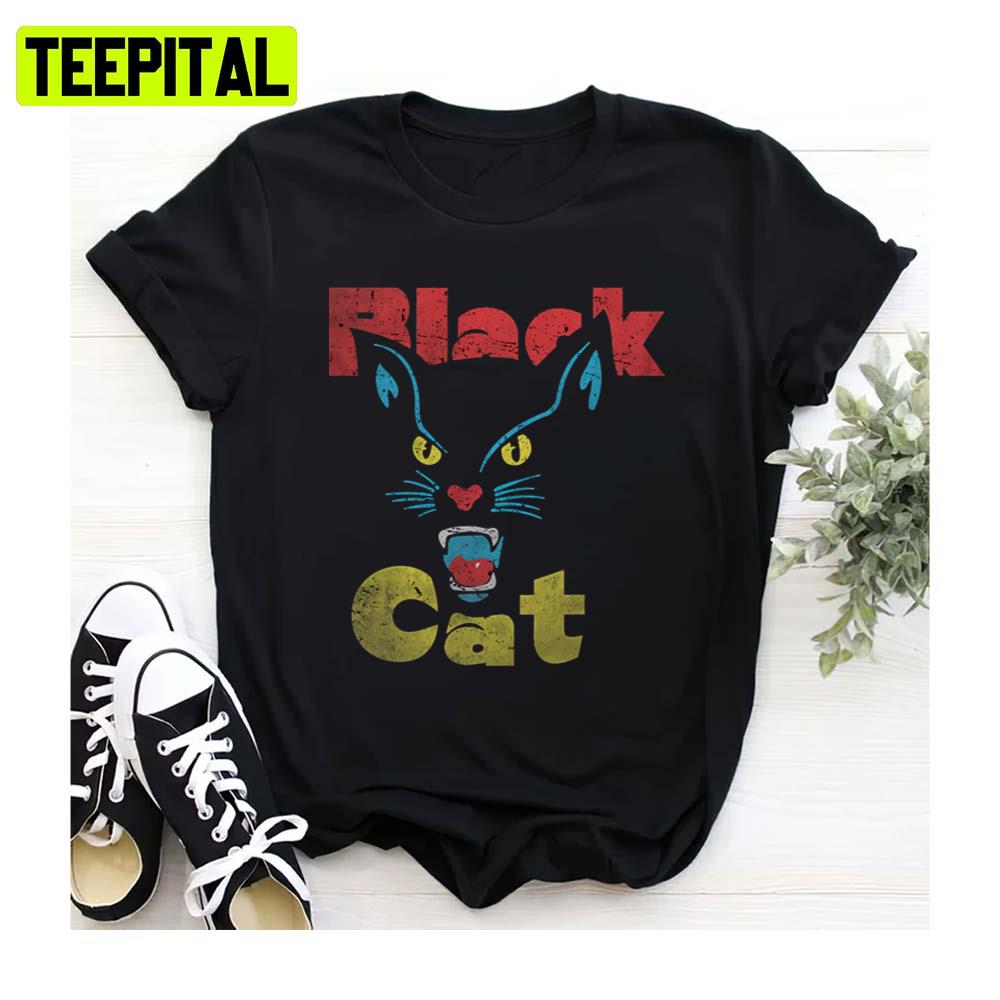 Black Cat Retro Halloween Spooky Night Unisex Sweatshirt Black Cat Retro Halloween Spooky Night Unisex Sweatshirt