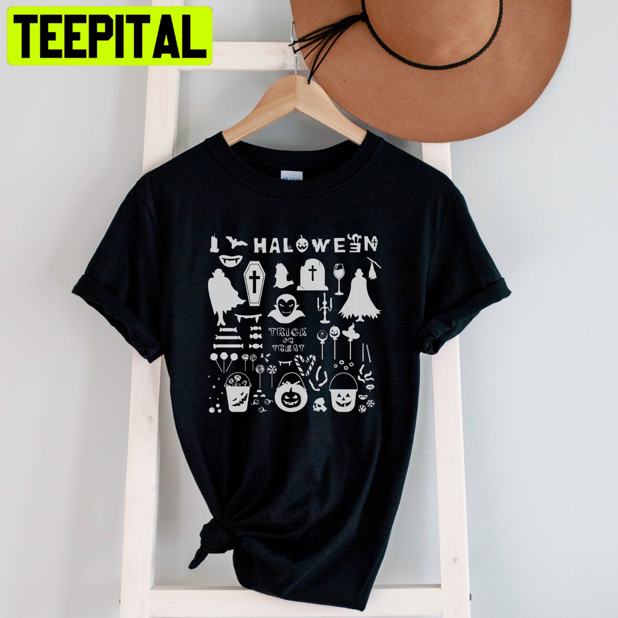 Cute Halloween Theme Unisex T-Shirt Cute Halloween Theme Unisex T-Shirt